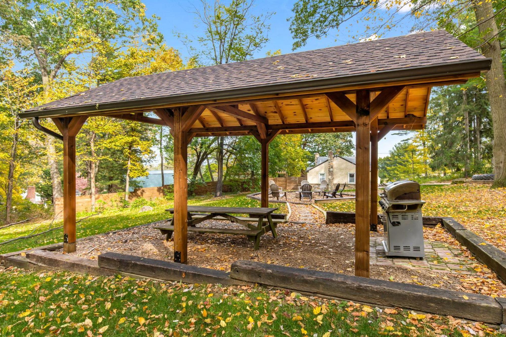 Апартаменты 5 Bd W Hottub - Mins To Hunting Hiking & Fishing New Providence Экстерьер фото